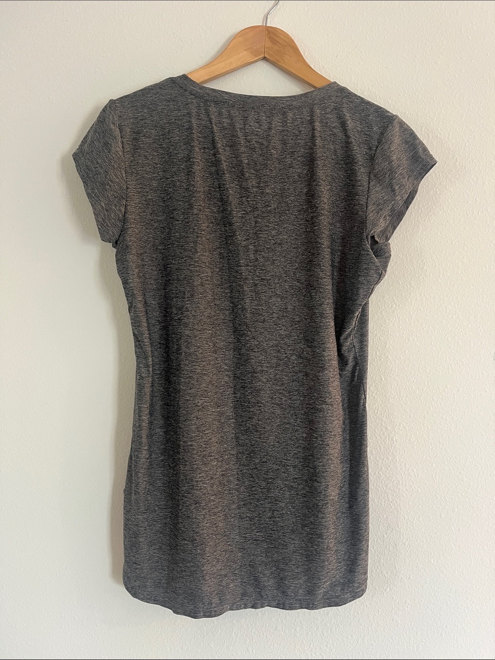 REEBOK Gray Short Sleeve Active T-Shirt - Picture 3 of 3